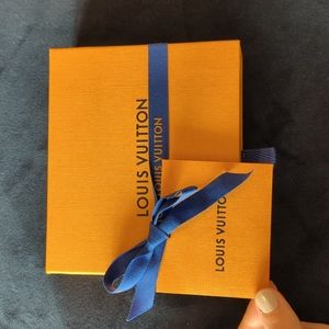 Louis Vuitton Box and canvas Pouch